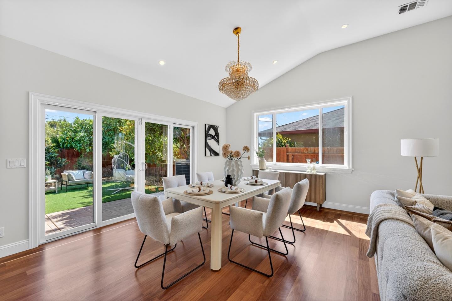 Detail Gallery Image 20 of 77 For 5172 Selma Ave, Fremont,  CA 94536 - 4 Beds | 4 Baths