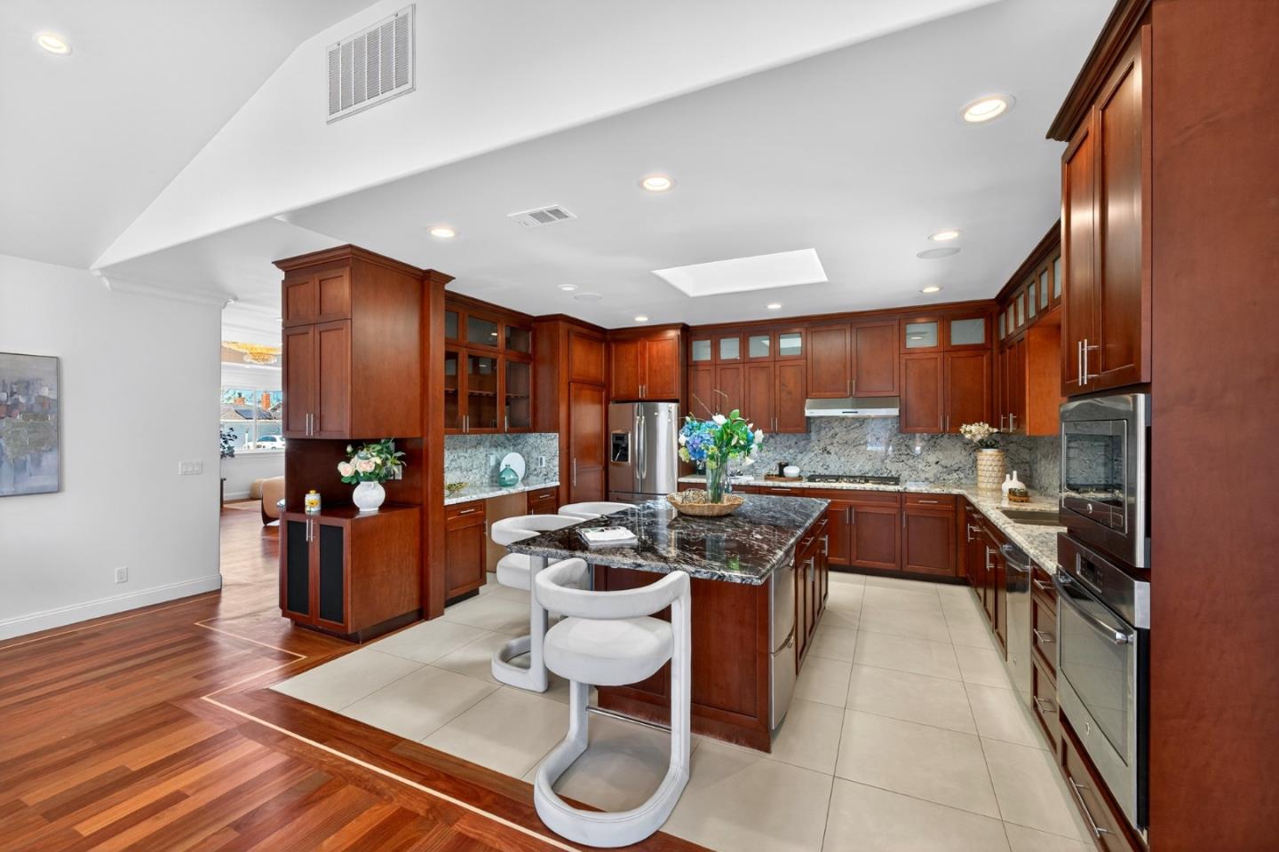 Detail Gallery Image 23 of 77 For 5172 Selma Ave, Fremont,  CA 94536 - 4 Beds | 4 Baths