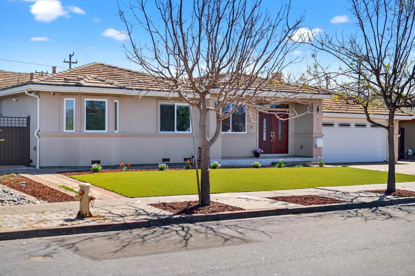 Detail Gallery Image 3 of 77 For 5172 Selma Ave, Fremont,  CA 94536 - 4 Beds | 4 Baths