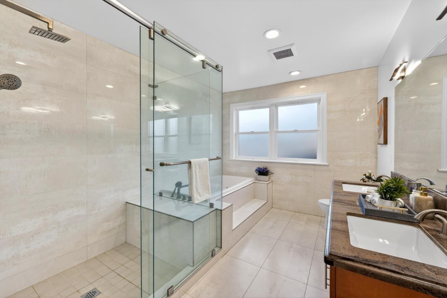 Detail Gallery Image 52 of 77 For 5172 Selma Ave, Fremont,  CA 94536 - 4 Beds | 4 Baths