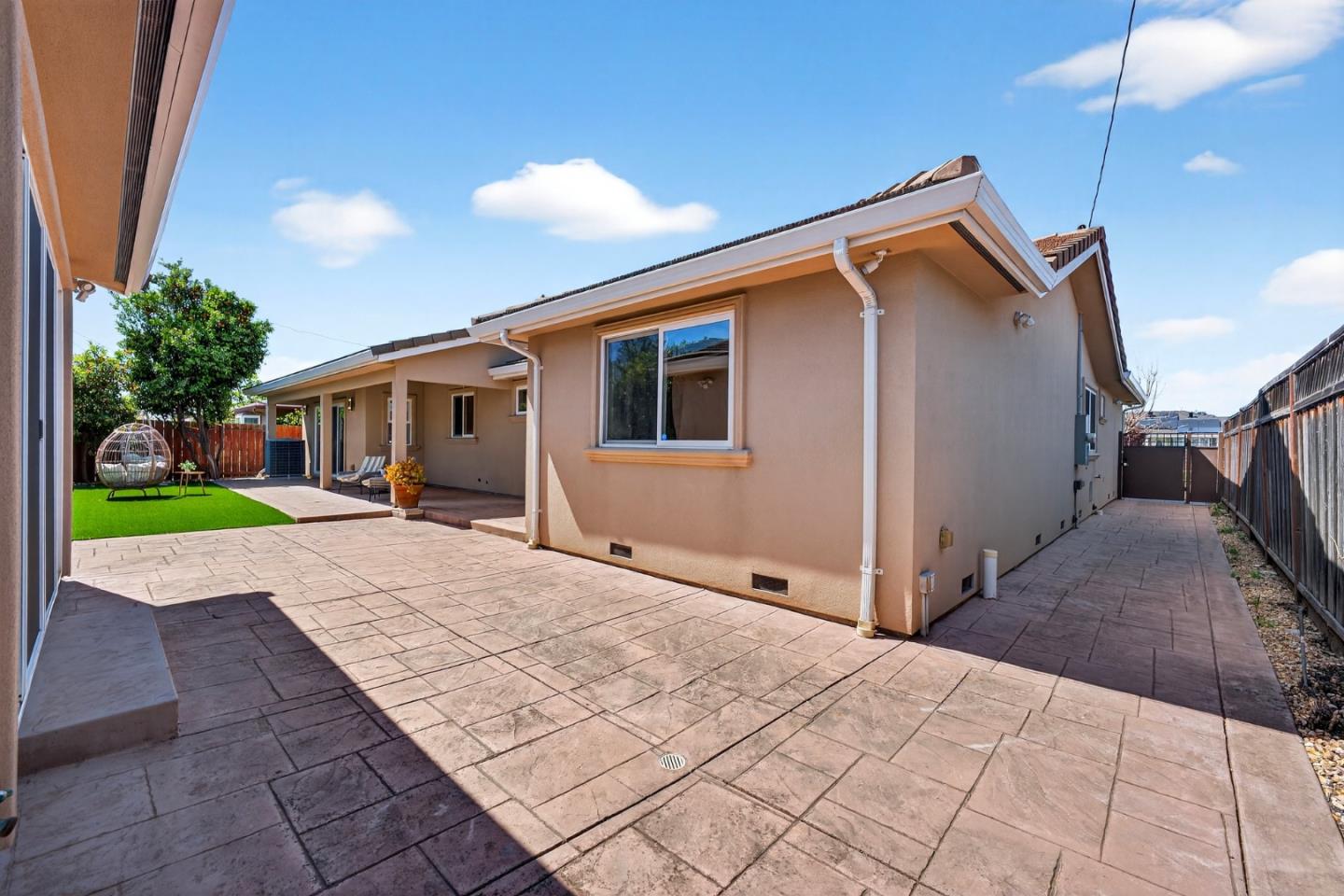 Detail Gallery Image 63 of 77 For 5172 Selma Ave, Fremont,  CA 94536 - 4 Beds | 4 Baths