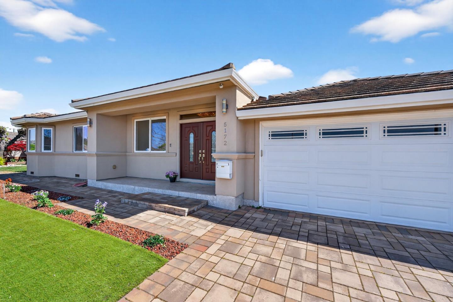 Detail Gallery Image 9 of 77 For 5172 Selma Ave, Fremont,  CA 94536 - 4 Beds | 4 Baths