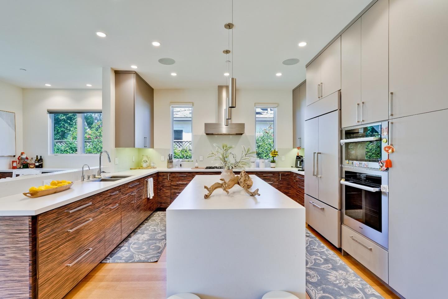 Detail Gallery Image 15 of 62 For 1534 Wessex Ave, Los Altos,  CA 94024 - 5 Beds | 3/1 Baths