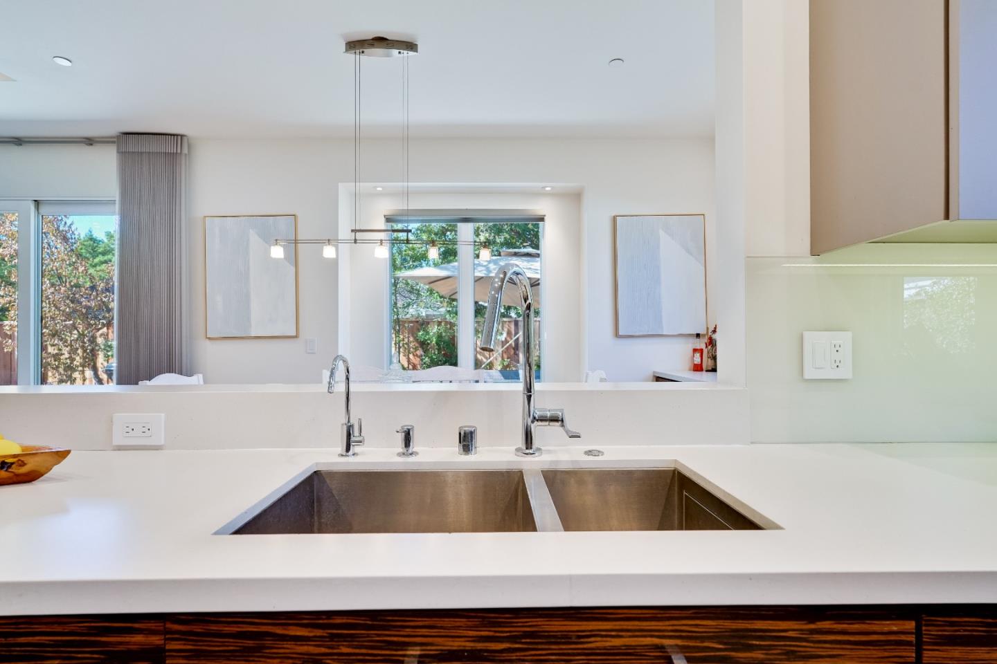 Detail Gallery Image 18 of 62 For 1534 Wessex Ave, Los Altos,  CA 94024 - 5 Beds | 3/1 Baths