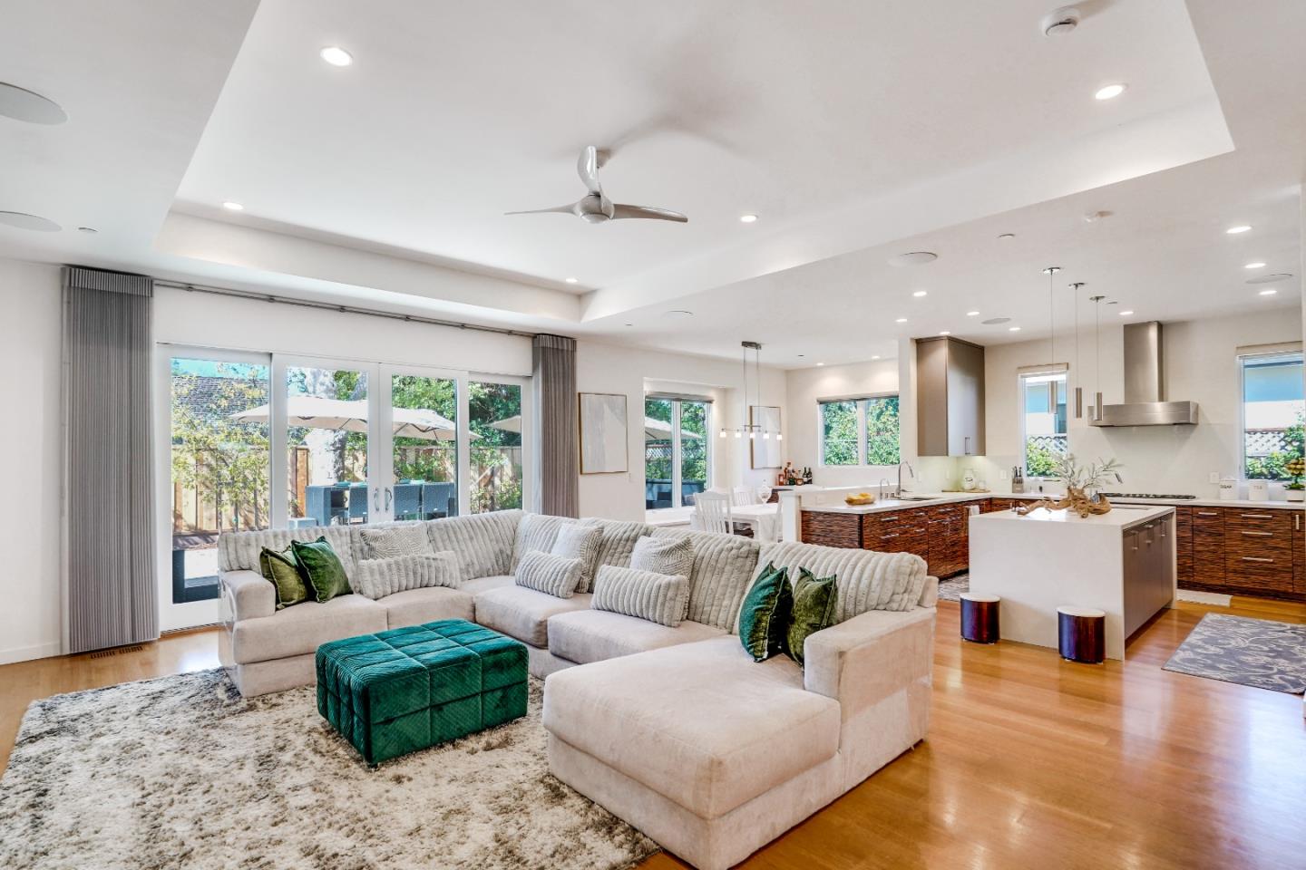 Detail Gallery Image 21 of 62 For 1534 Wessex Ave, Los Altos,  CA 94024 - 5 Beds | 3/1 Baths