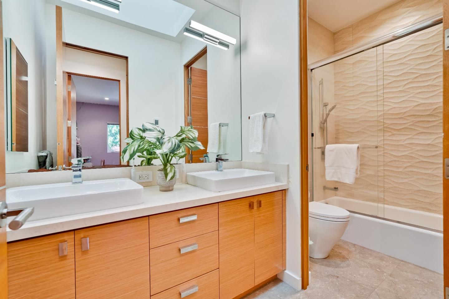 Detail Gallery Image 43 of 62 For 1534 Wessex Ave, Los Altos,  CA 94024 - 5 Beds | 3/1 Baths