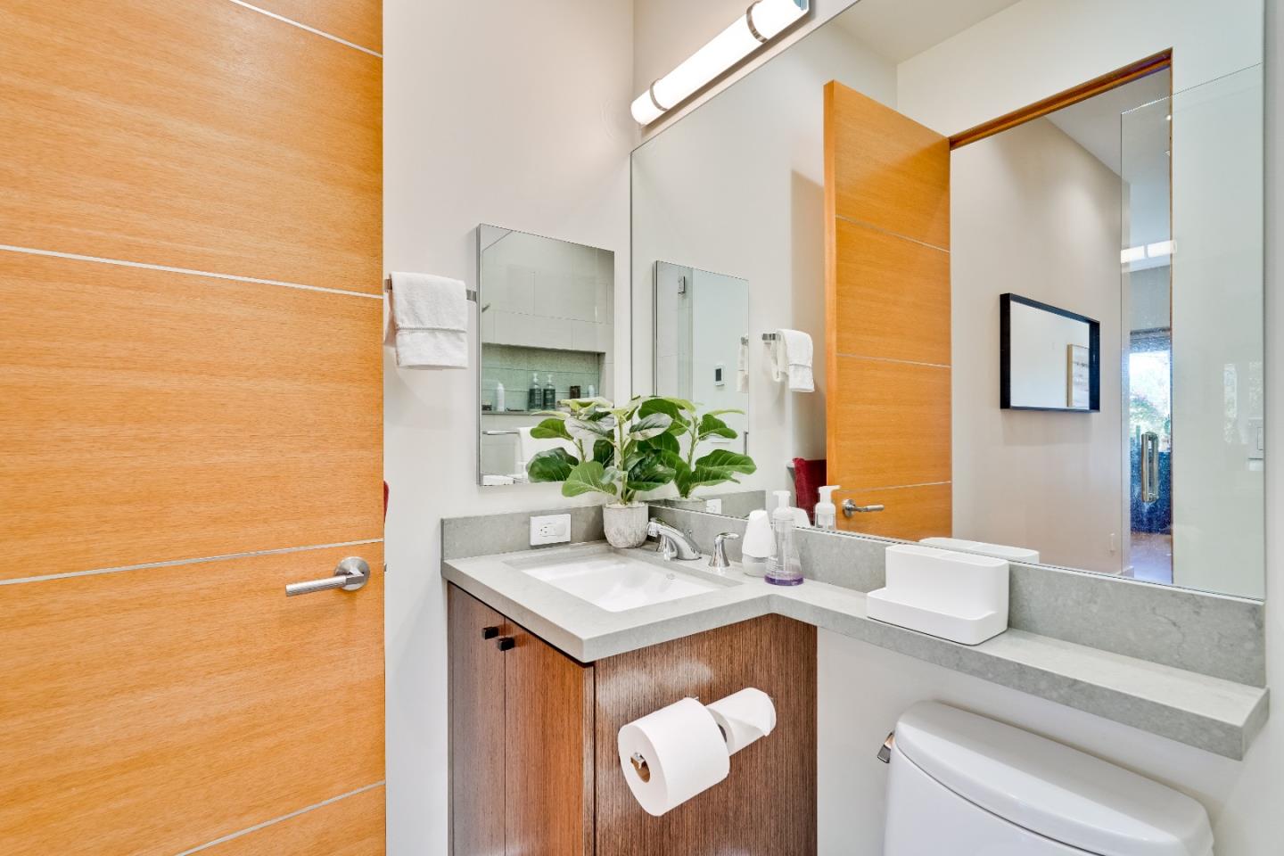 Detail Gallery Image 48 of 62 For 1534 Wessex Ave, Los Altos,  CA 94024 - 5 Beds | 3/1 Baths