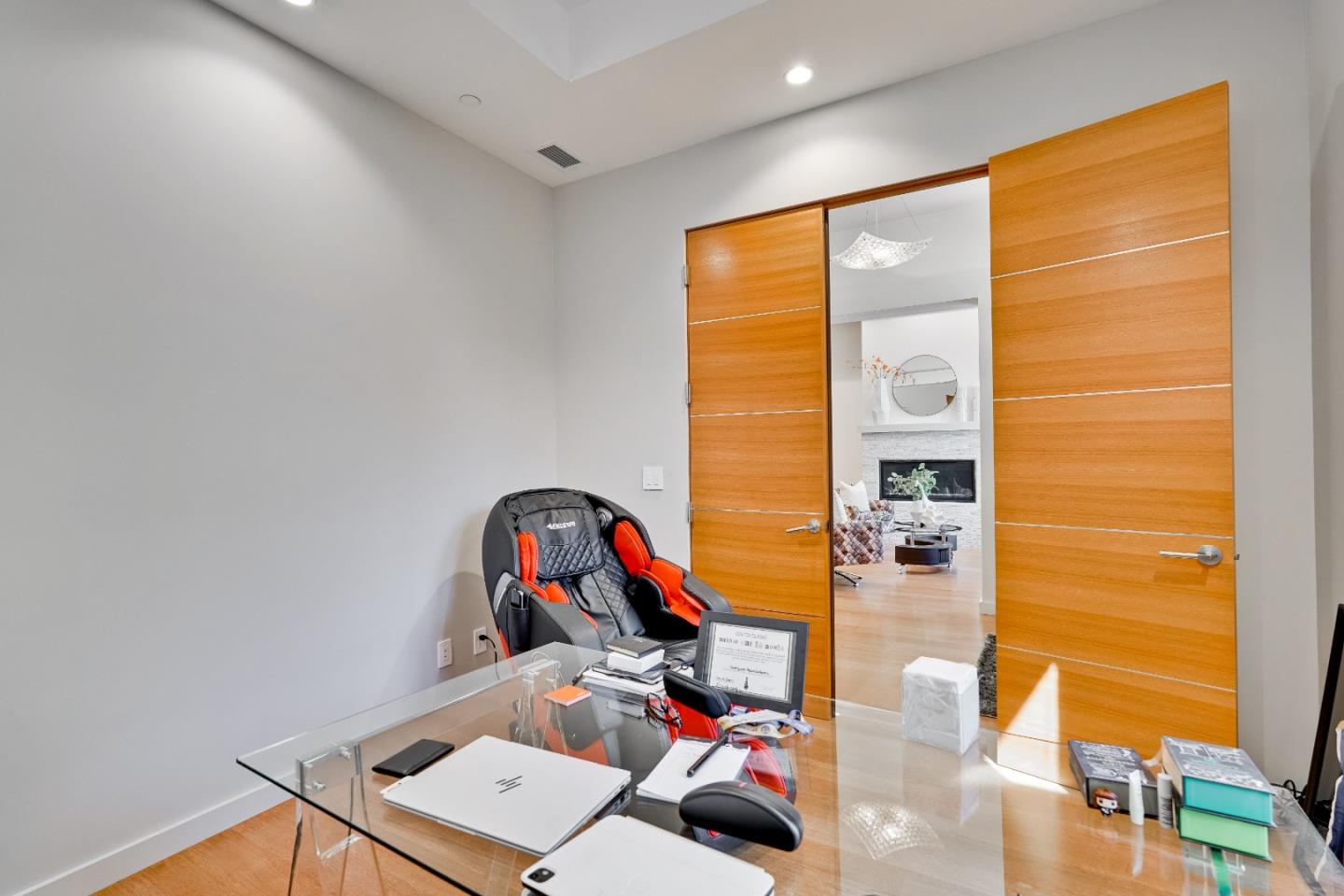 Detail Gallery Image 50 of 62 For 1534 Wessex Ave, Los Altos,  CA 94024 - 5 Beds | 3/1 Baths