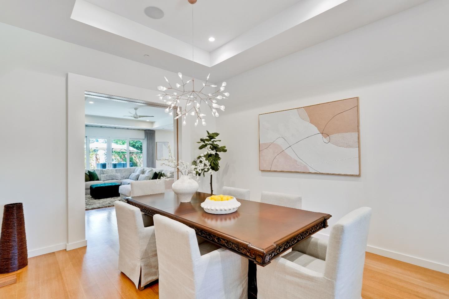 Detail Gallery Image 9 of 62 For 1534 Wessex Ave, Los Altos,  CA 94024 - 5 Beds | 3/1 Baths