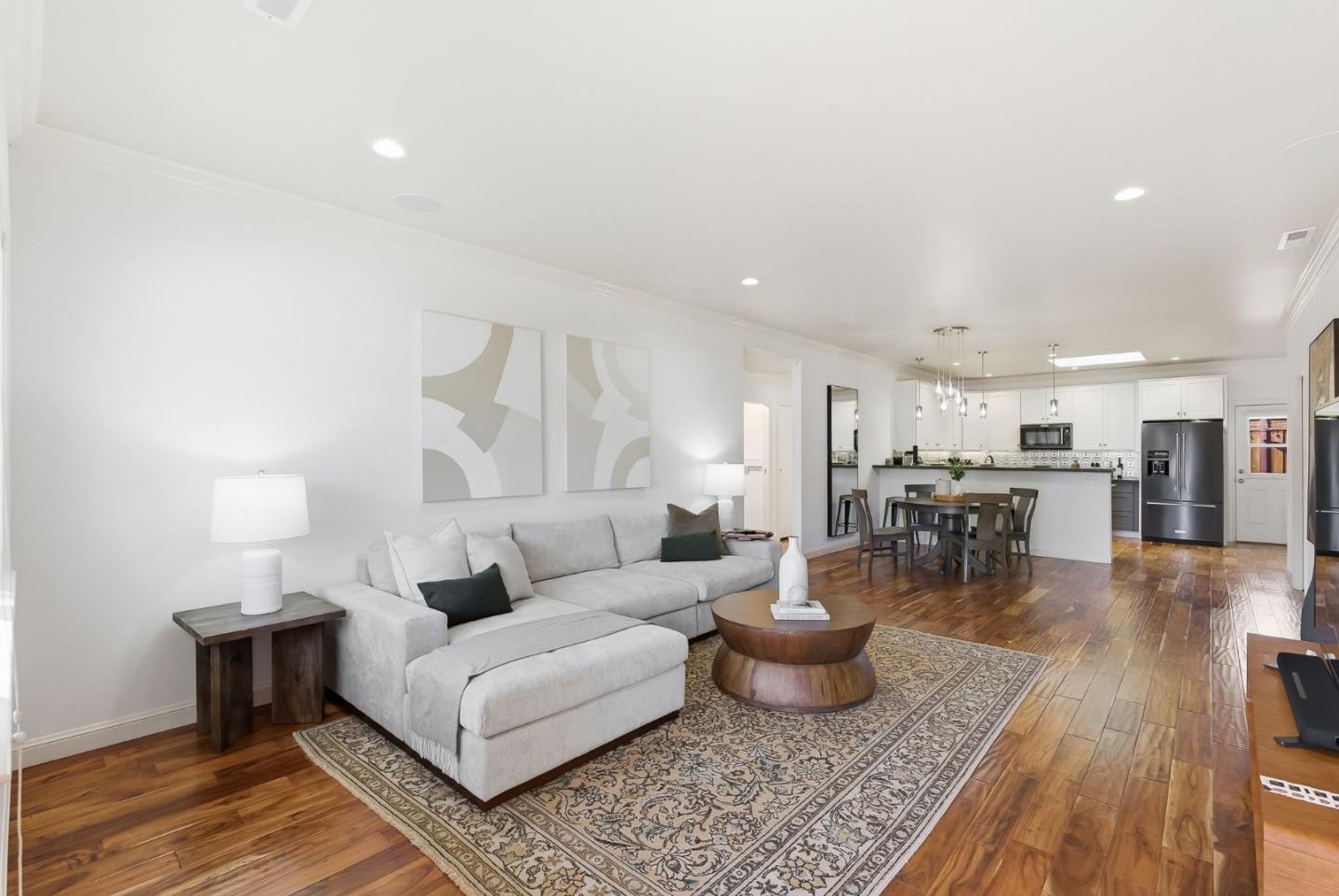 Detail Gallery Image 2 of 24 For 1276 Windsor Way, Redwood City,  CA 94061 - 3 Beds | 2/1 Baths