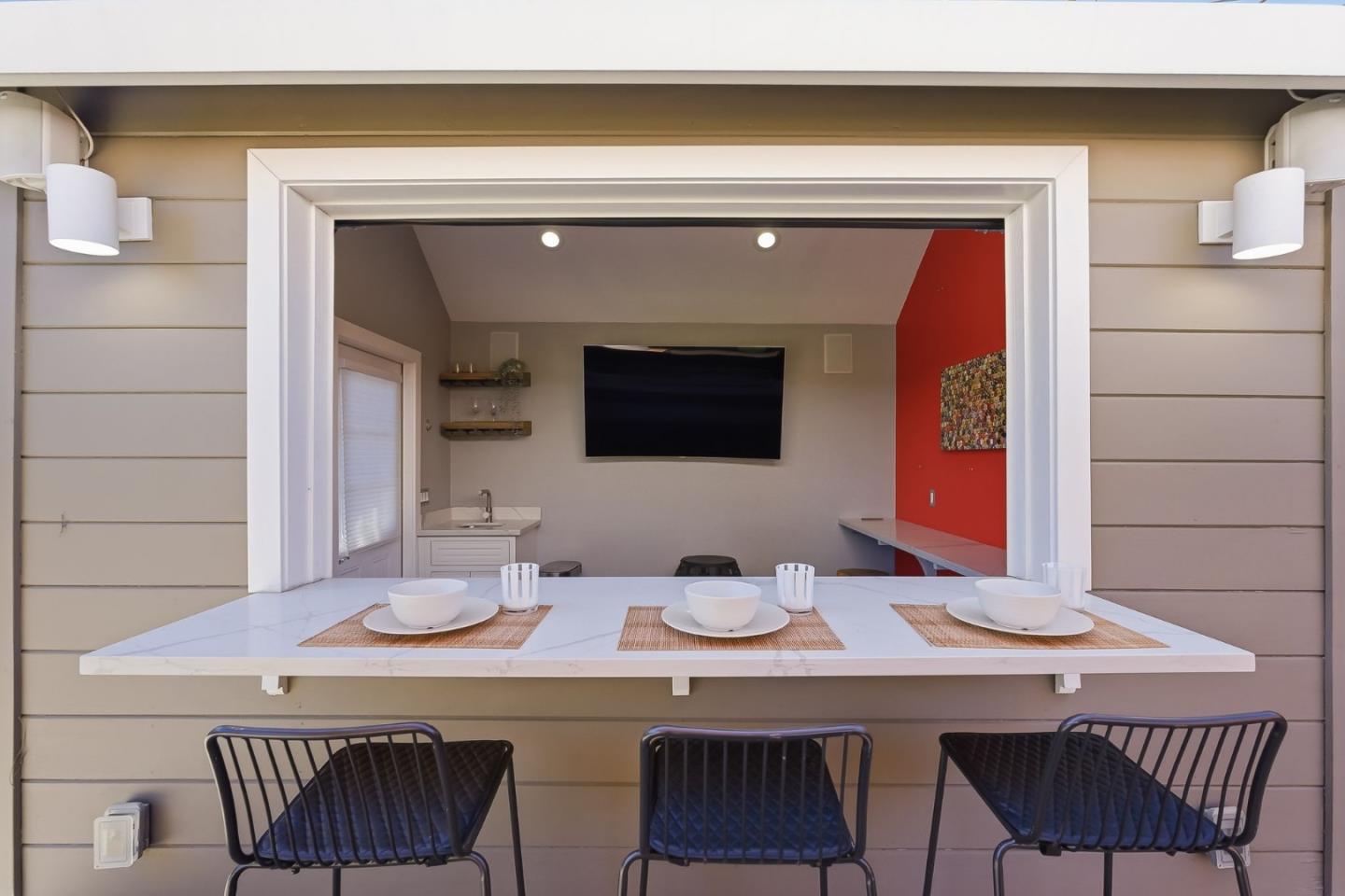 Detail Gallery Image 21 of 24 For 1276 Windsor Way, Redwood City,  CA 94061 - 3 Beds | 2/1 Baths