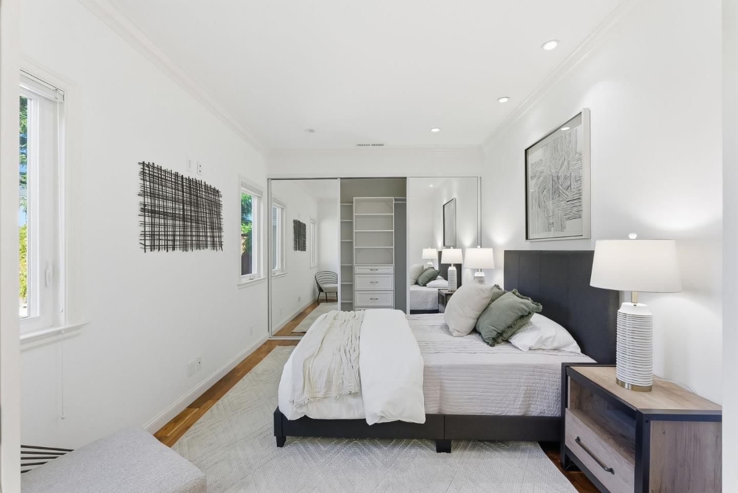 Detail Gallery Image 7 of 24 For 1276 Windsor Way, Redwood City,  CA 94061 - 3 Beds | 2/1 Baths