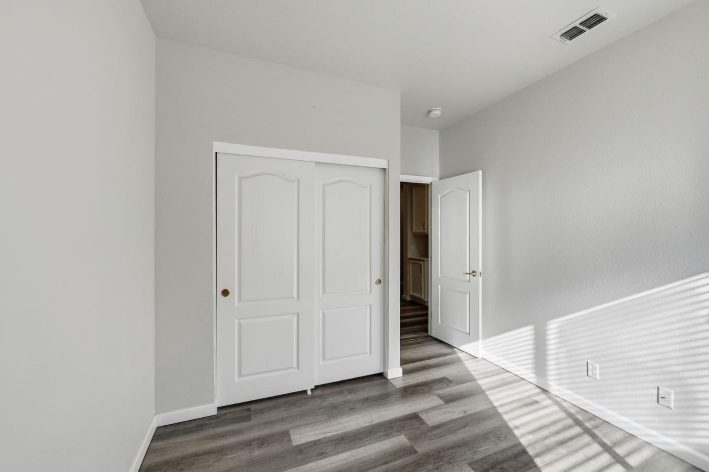 Detail Gallery Image 12 of 21 For 357 Hatton Ct, Roseville,  CA 95747 - 3 Beds | 2 Baths