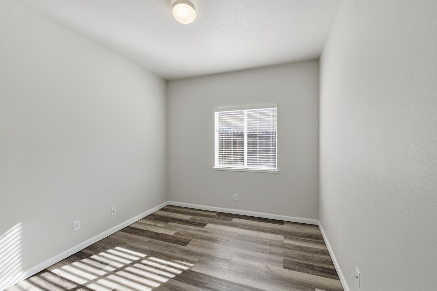 Detail Gallery Image 13 of 21 For 357 Hatton Ct, Roseville,  CA 95747 - 3 Beds | 2 Baths