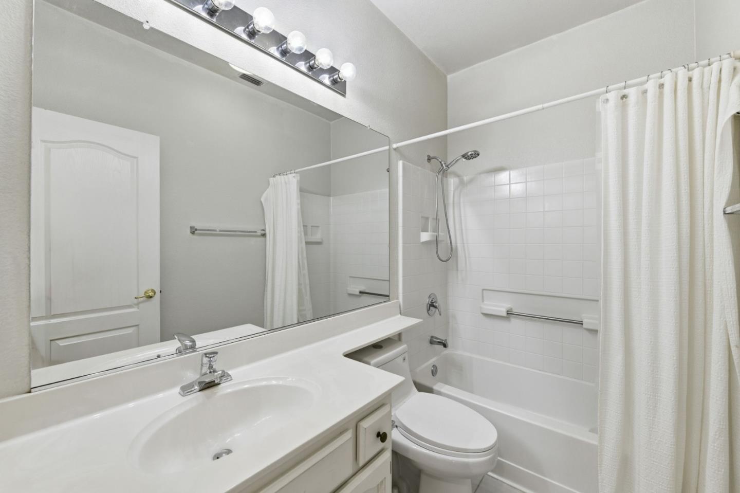 Detail Gallery Image 17 of 21 For 357 Hatton Ct, Roseville,  CA 95747 - 3 Beds | 2 Baths