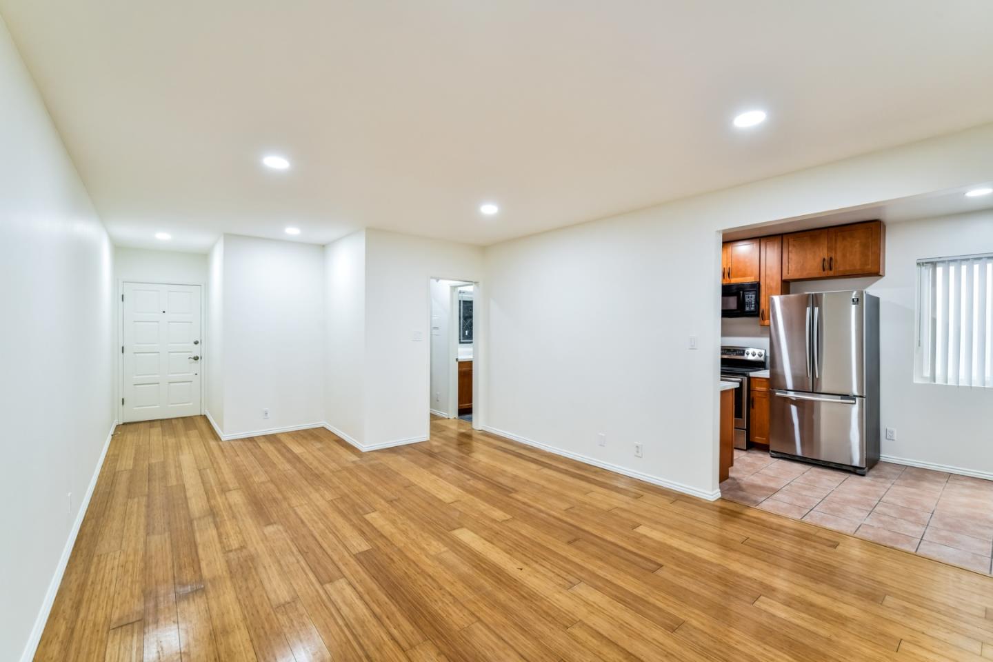 Detail Gallery Image 13 of 27 For 1250 E Ocean Blvd #205,  Long Beach,  CA 90802 - 1 Beds | 1 Baths