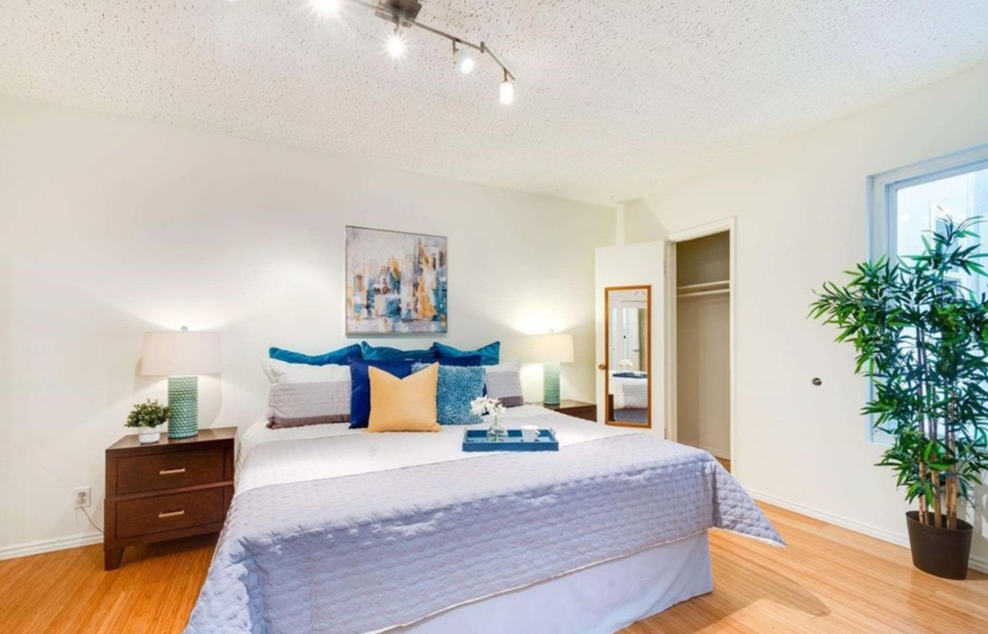 Detail Gallery Image 24 of 27 For 1250 E Ocean Blvd #205,  Long Beach,  CA 90802 - 1 Beds | 1 Baths