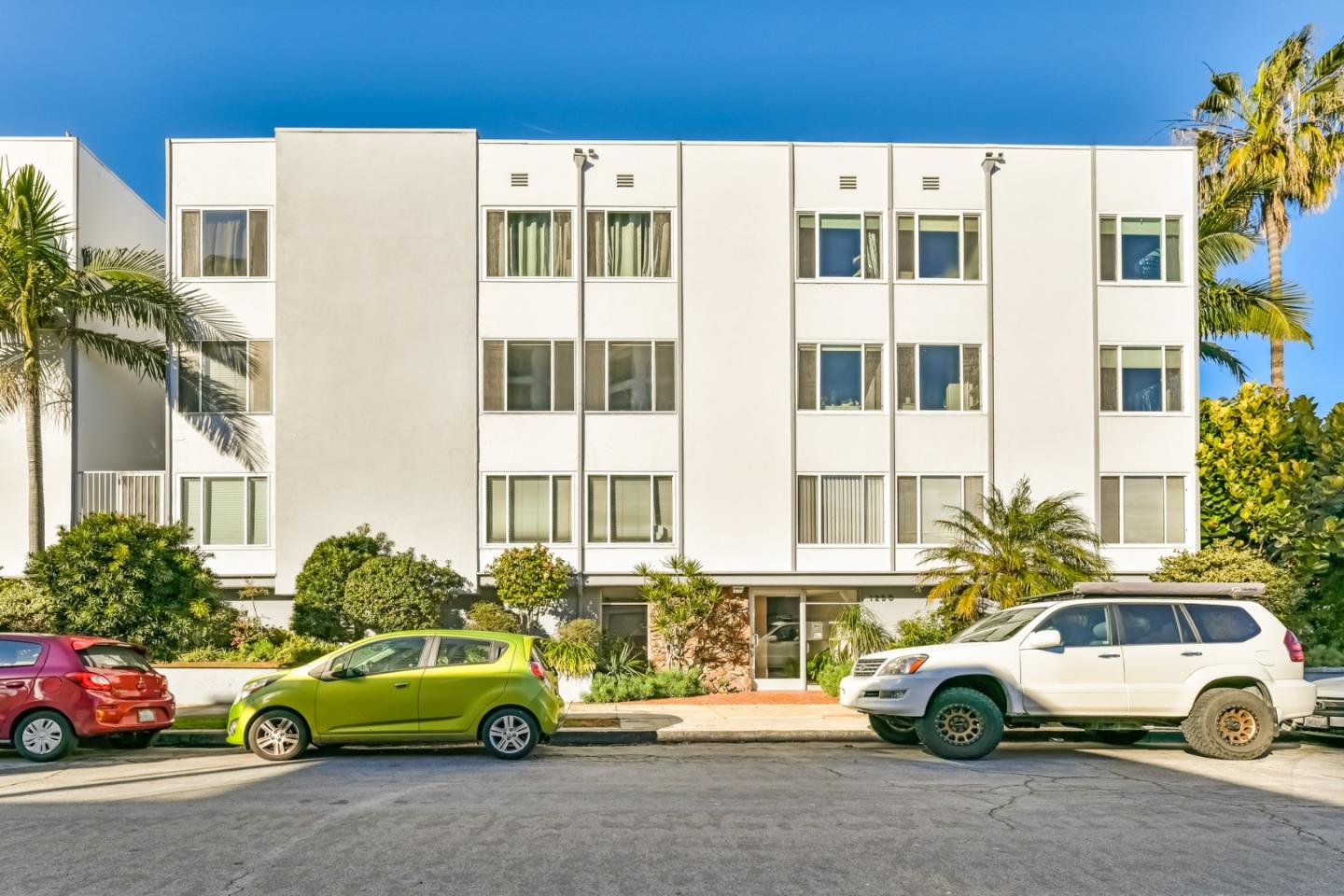 Detail Gallery Image 3 of 27 For 1250 E Ocean Blvd #205,  Long Beach,  CA 90802 - 1 Beds | 1 Baths