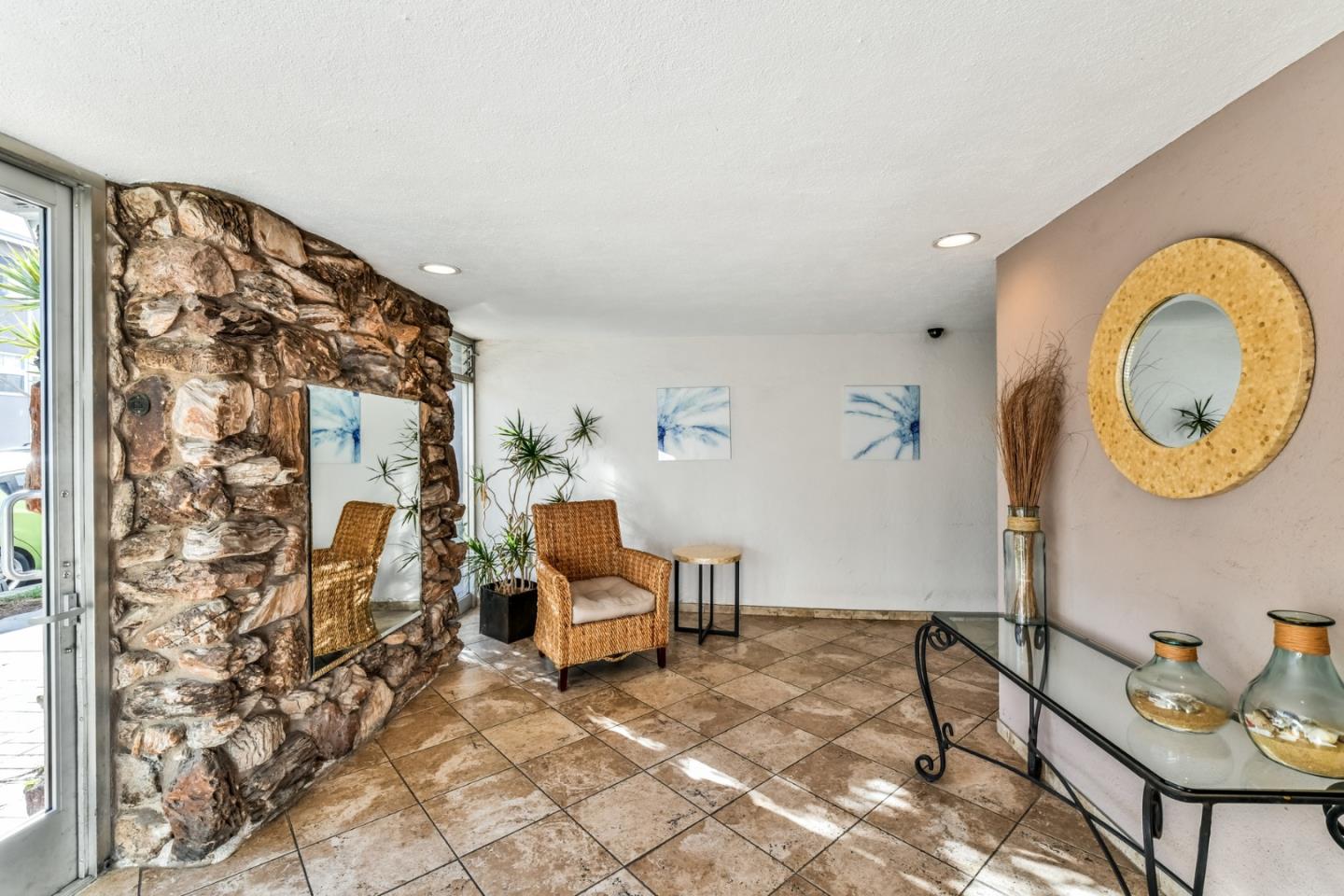 Detail Gallery Image 7 of 27 For 1250 E Ocean Blvd #205,  Long Beach,  CA 90802 - 1 Beds | 1 Baths