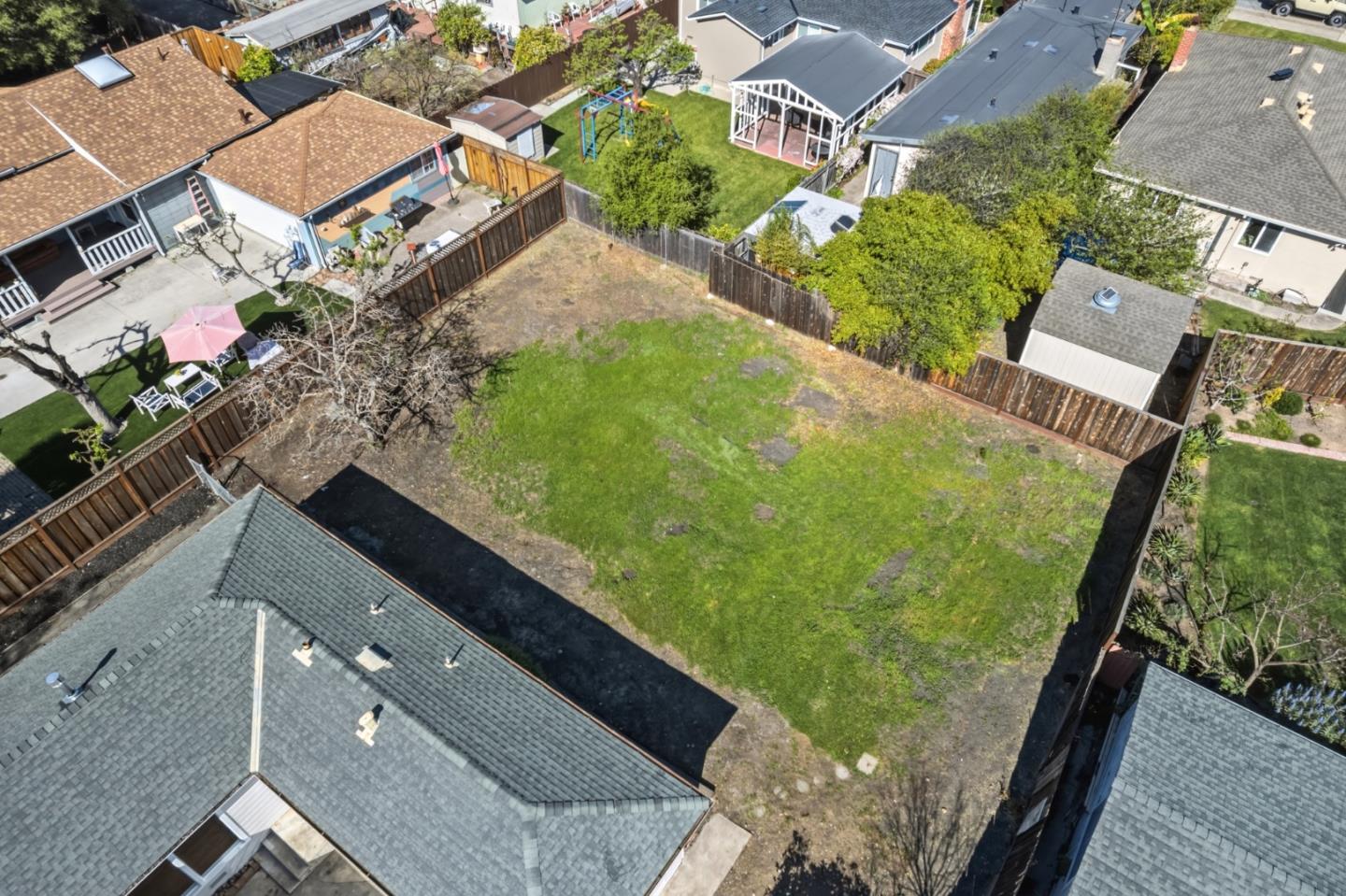 Detail Gallery Image 30 of 35 For 2130 Madison Ave, Redwood City,  CA 94061 - 2 Beds | 1 Baths