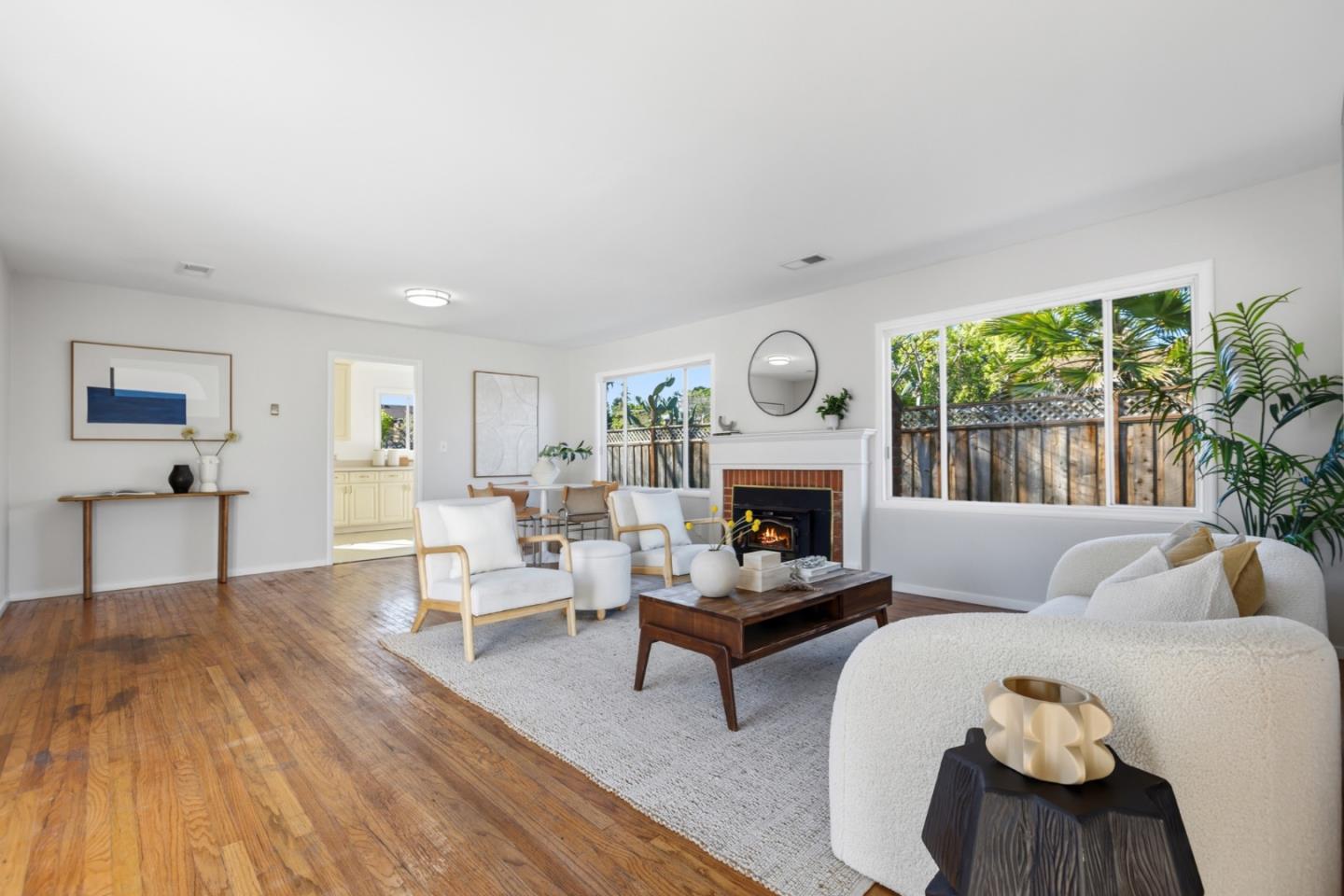 Detail Gallery Image 4 of 35 For 2130 Madison Ave, Redwood City,  CA 94061 - 2 Beds | 1 Baths