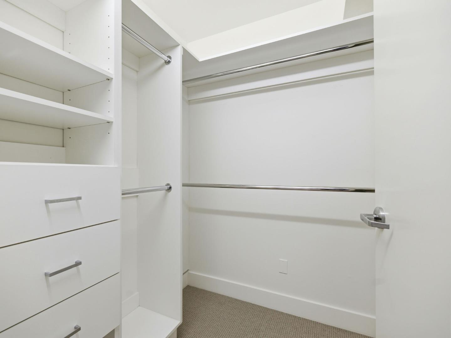 Detail Gallery Image 16 of 24 For 6735 Yucca St #406,  Los Angeles,  CA 90028 - 2 Beds | 2/1 Baths