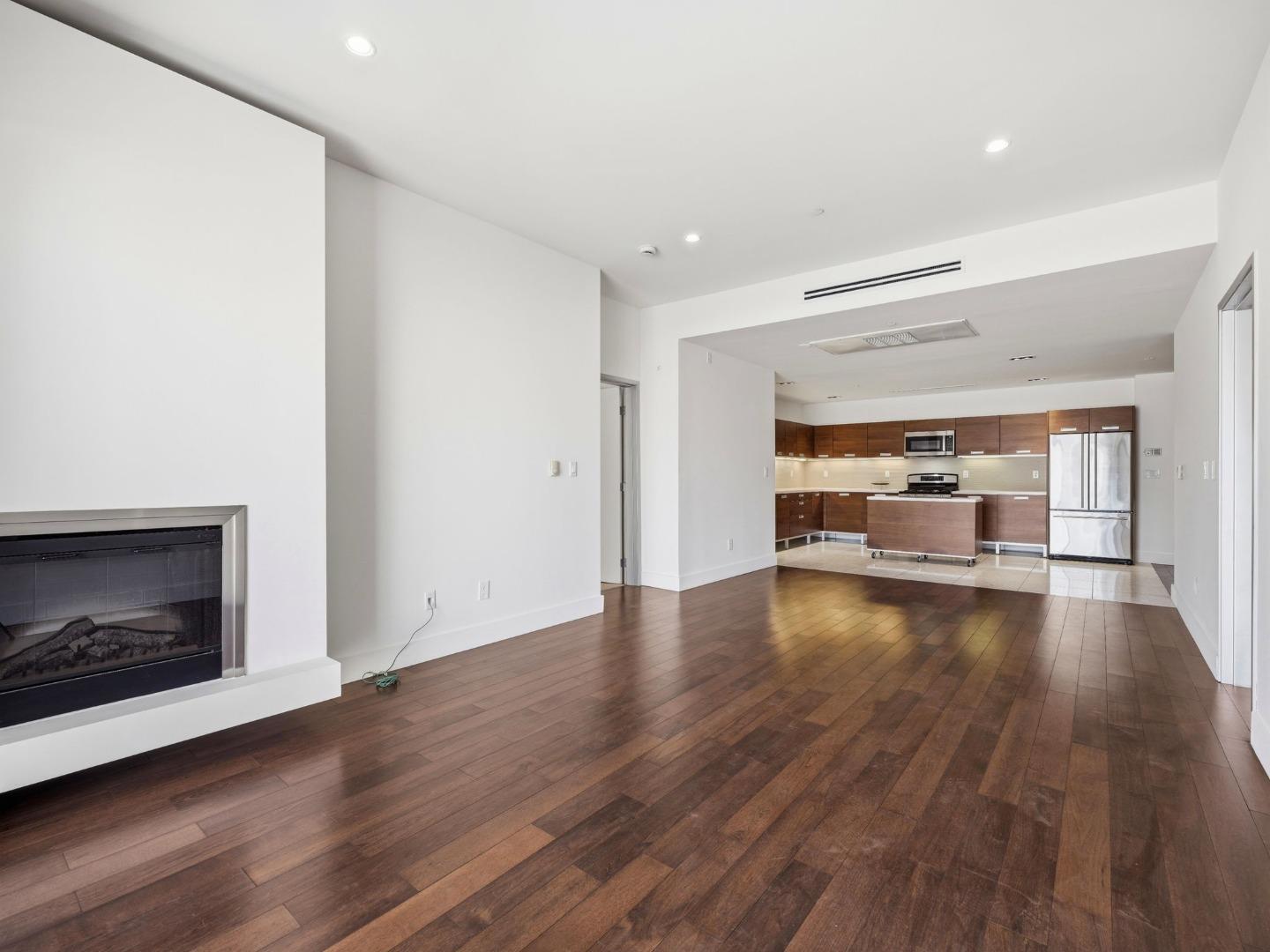 Detail Gallery Image 9 of 24 For 6735 Yucca St #406,  Los Angeles,  CA 90028 - 2 Beds | 2/1 Baths