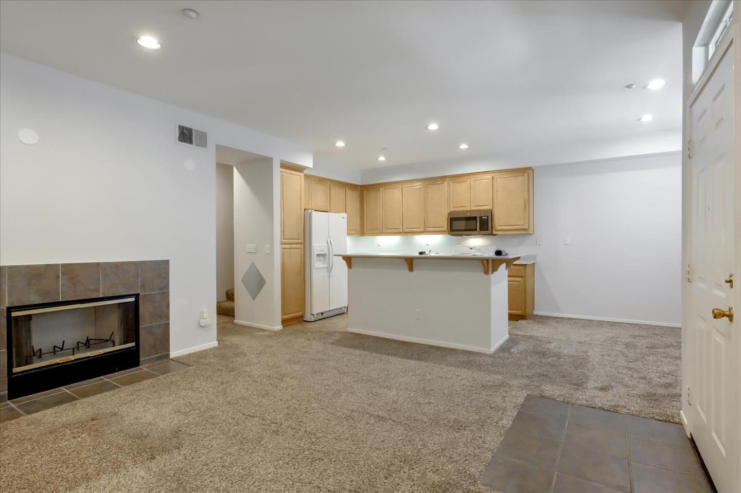 Detail Gallery Image 10 of 31 For 292 Wildrose Cmn #2,  Livermore,  CA 94551 - 2 Beds | 2/1 Baths