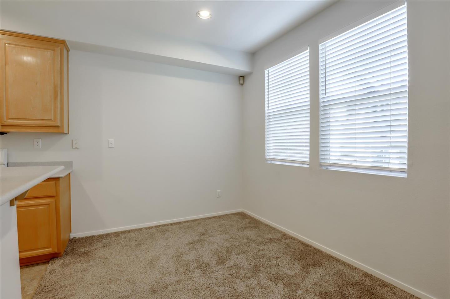 Detail Gallery Image 13 of 31 For 292 Wildrose Cmn #2,  Livermore,  CA 94551 - 2 Beds | 2/1 Baths