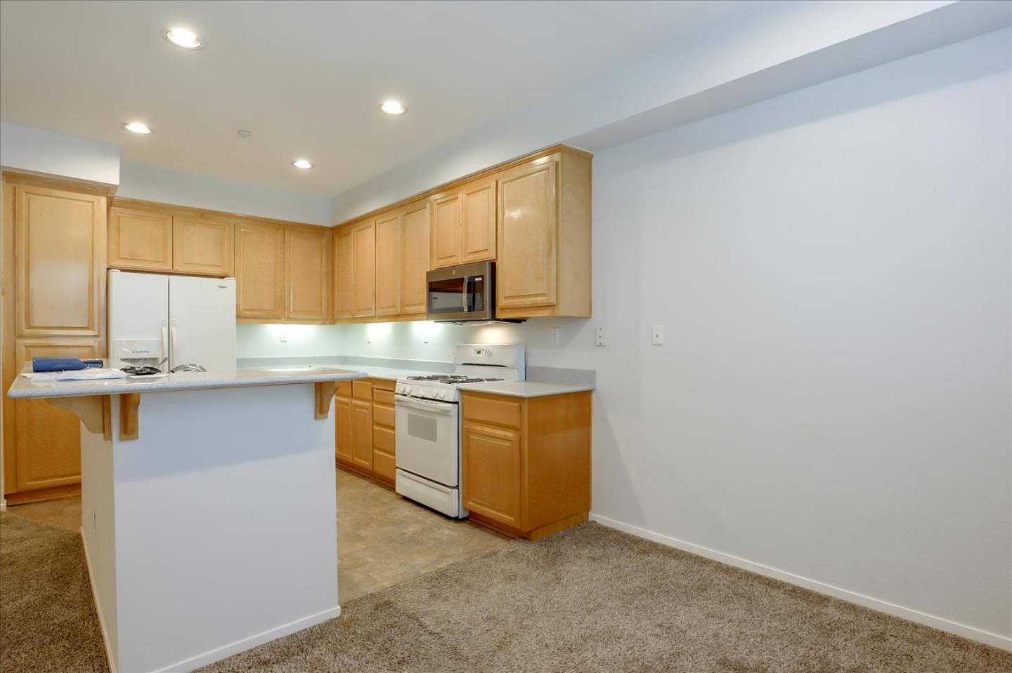 Detail Gallery Image 15 of 31 For 292 Wildrose Cmn #2,  Livermore,  CA 94551 - 2 Beds | 2/1 Baths