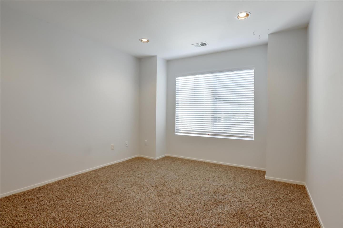 Detail Gallery Image 22 of 31 For 292 Wildrose Cmn #2,  Livermore,  CA 94551 - 2 Beds | 2/1 Baths