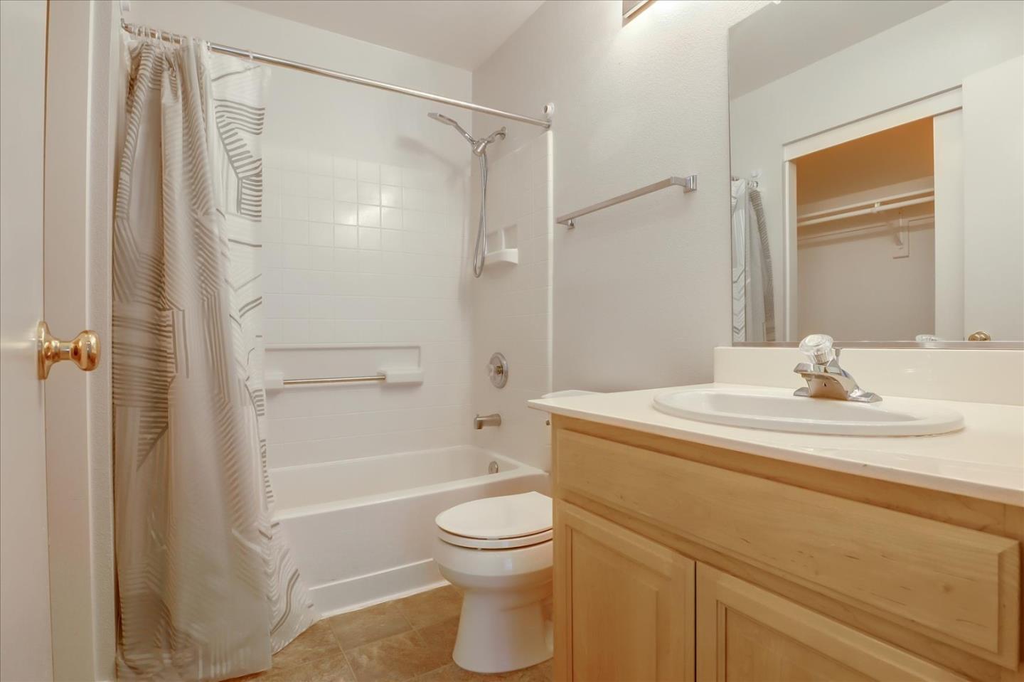 Detail Gallery Image 28 of 31 For 292 Wildrose Cmn #2,  Livermore,  CA 94551 - 2 Beds | 2/1 Baths