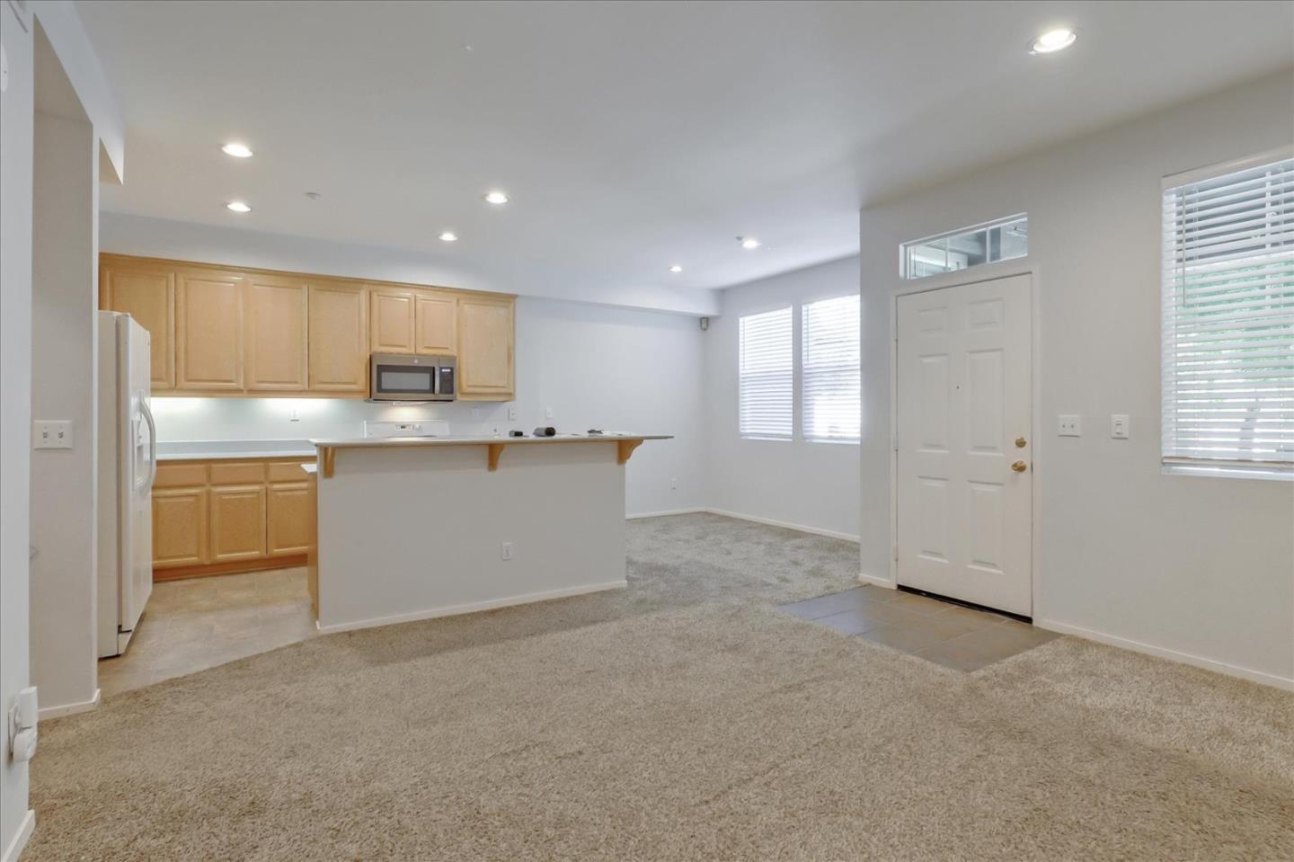 Detail Gallery Image 9 of 31 For 292 Wildrose Cmn #2,  Livermore,  CA 94551 - 2 Beds | 2/1 Baths