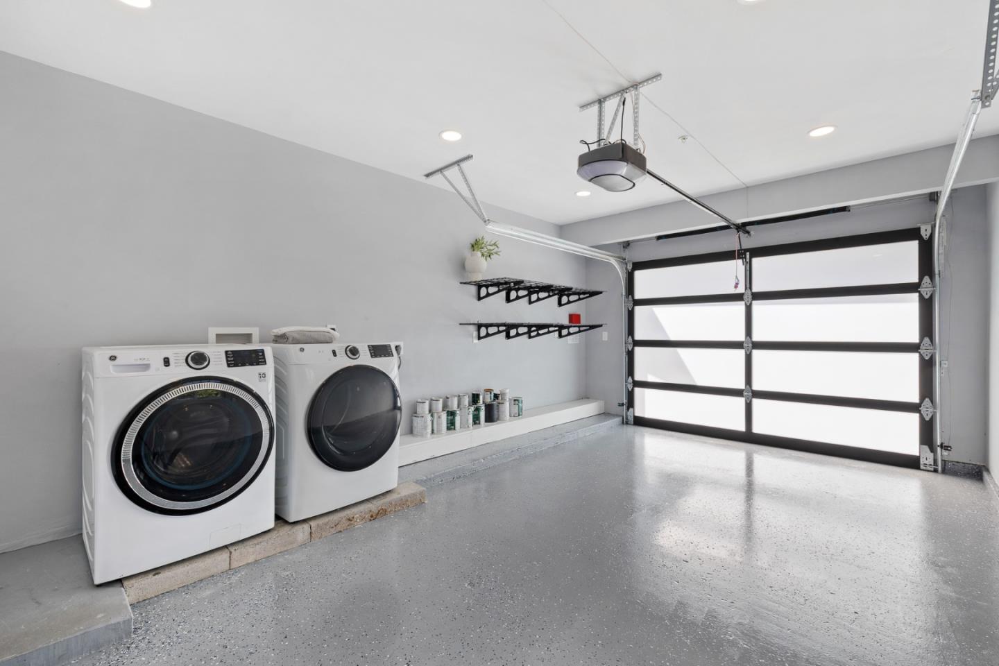 Detail Gallery Image 19 of 25 For 1950 Hackett Ave, Mountain View,  CA 94043 - 4 Beds | 3 Baths