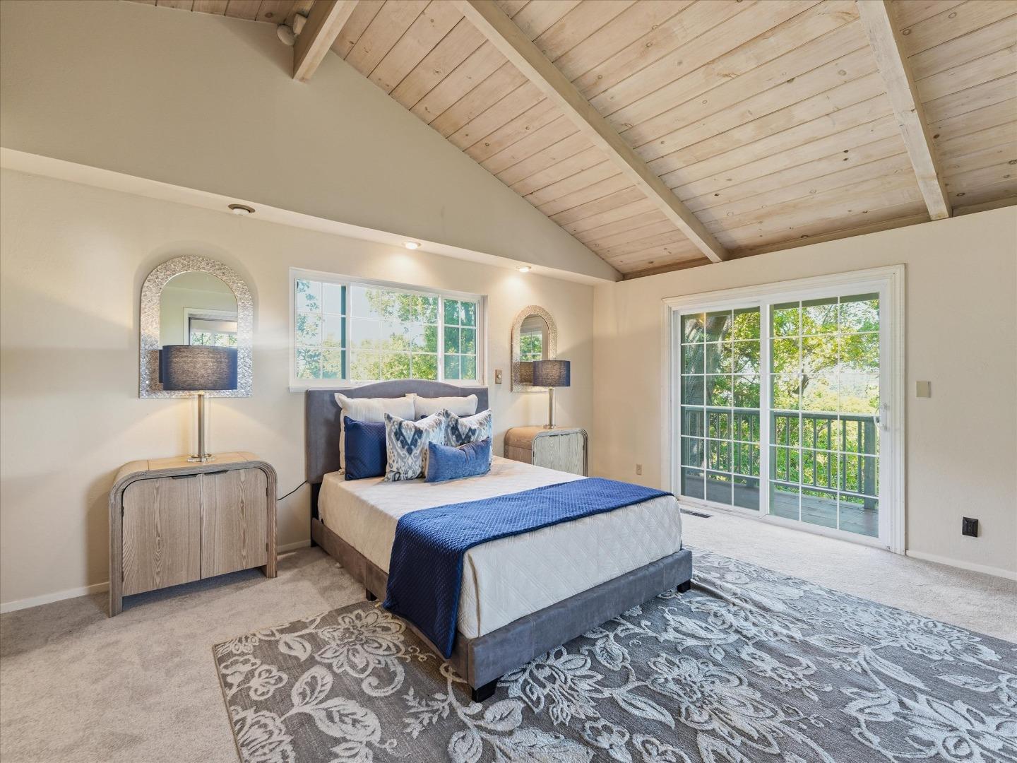 Detail Gallery Image 13 of 23 For 624 Oakridge Dr, Los Altos,  CA 94024 - 3 Beds | 2 Baths