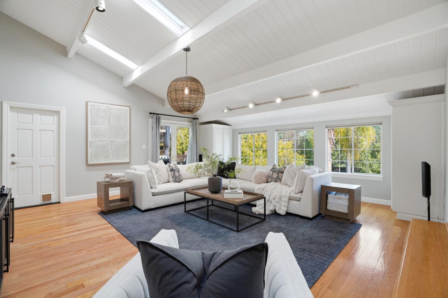 Detail Gallery Image 23 of 59 For 120 Brocastle Way, Los Gatos,  CA 95032 - 4 Beds | 2/1 Baths