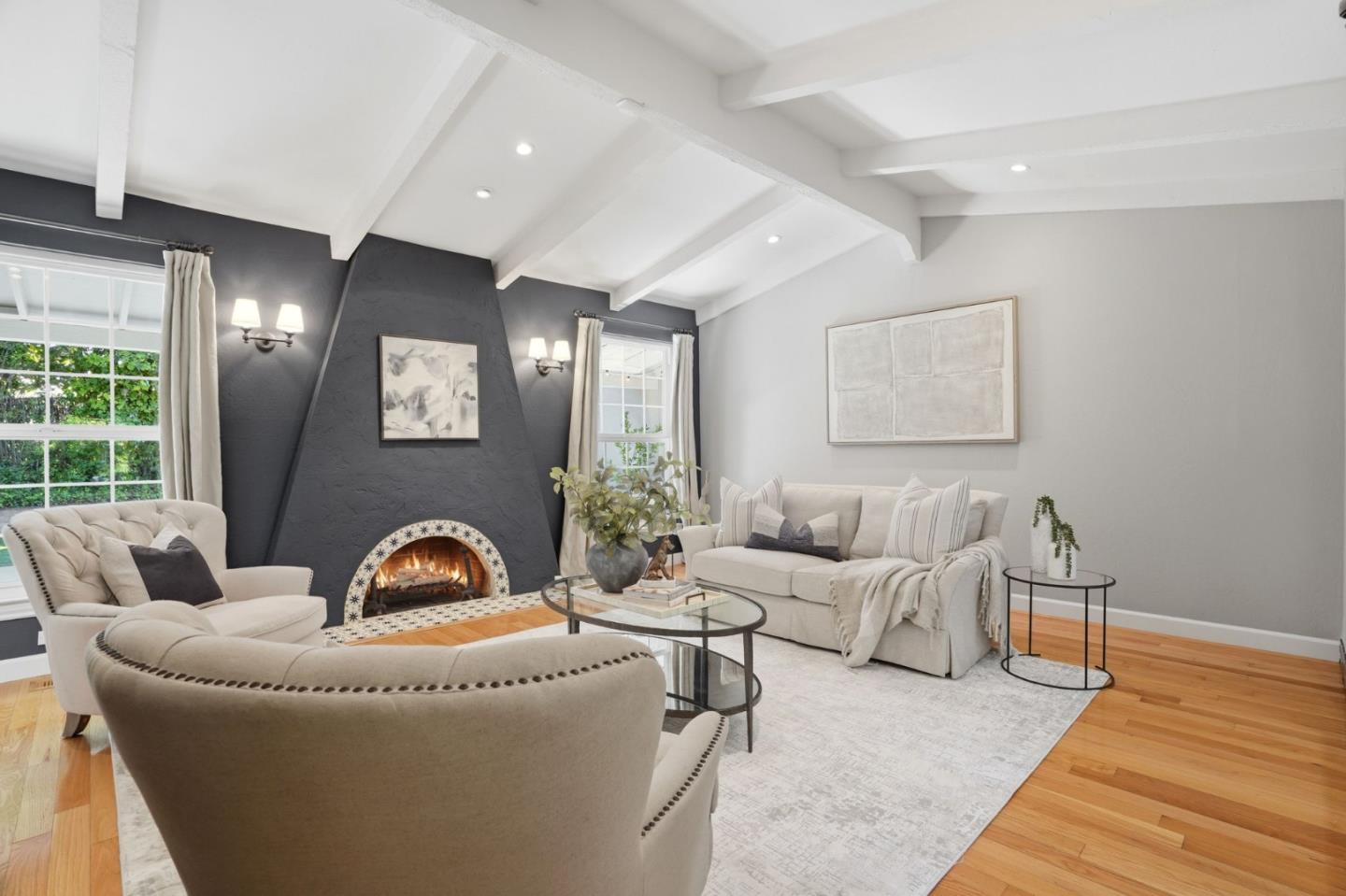 Detail Gallery Image 8 of 59 For 120 Brocastle Way, Los Gatos,  CA 95032 - 4 Beds | 2/1 Baths