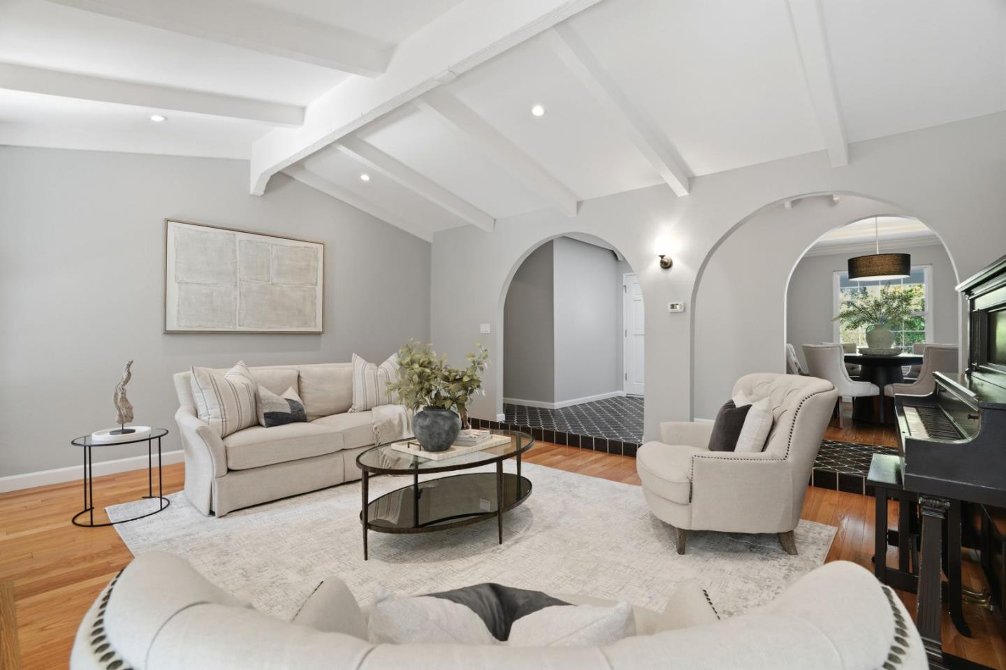 Detail Gallery Image 9 of 59 For 120 Brocastle Way, Los Gatos,  CA 95032 - 4 Beds | 2/1 Baths