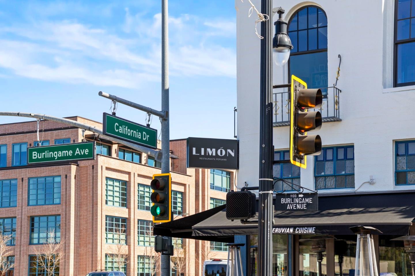 Detail Gallery Image 35 of 37 For 1105 Summer Ave, Burlingame,  CA 94010 - 2 Beds | 1 Baths