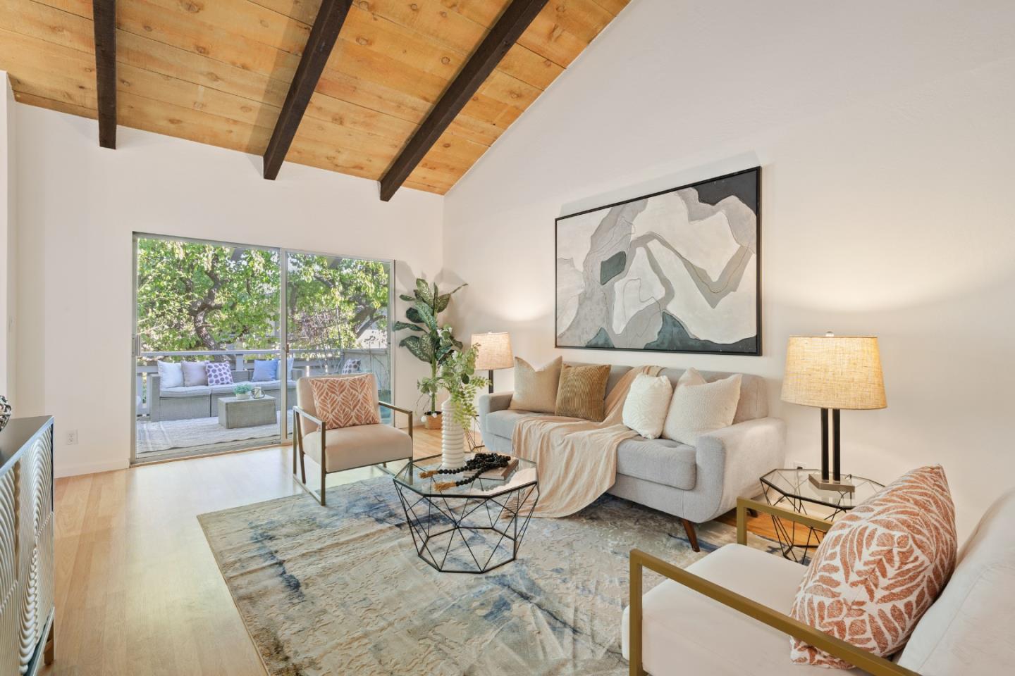 Photo #2: ML82039318 Listing: Photo #2