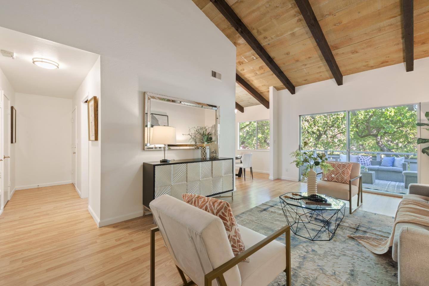 Photo #4: ML82039318 Listing: Photo #4