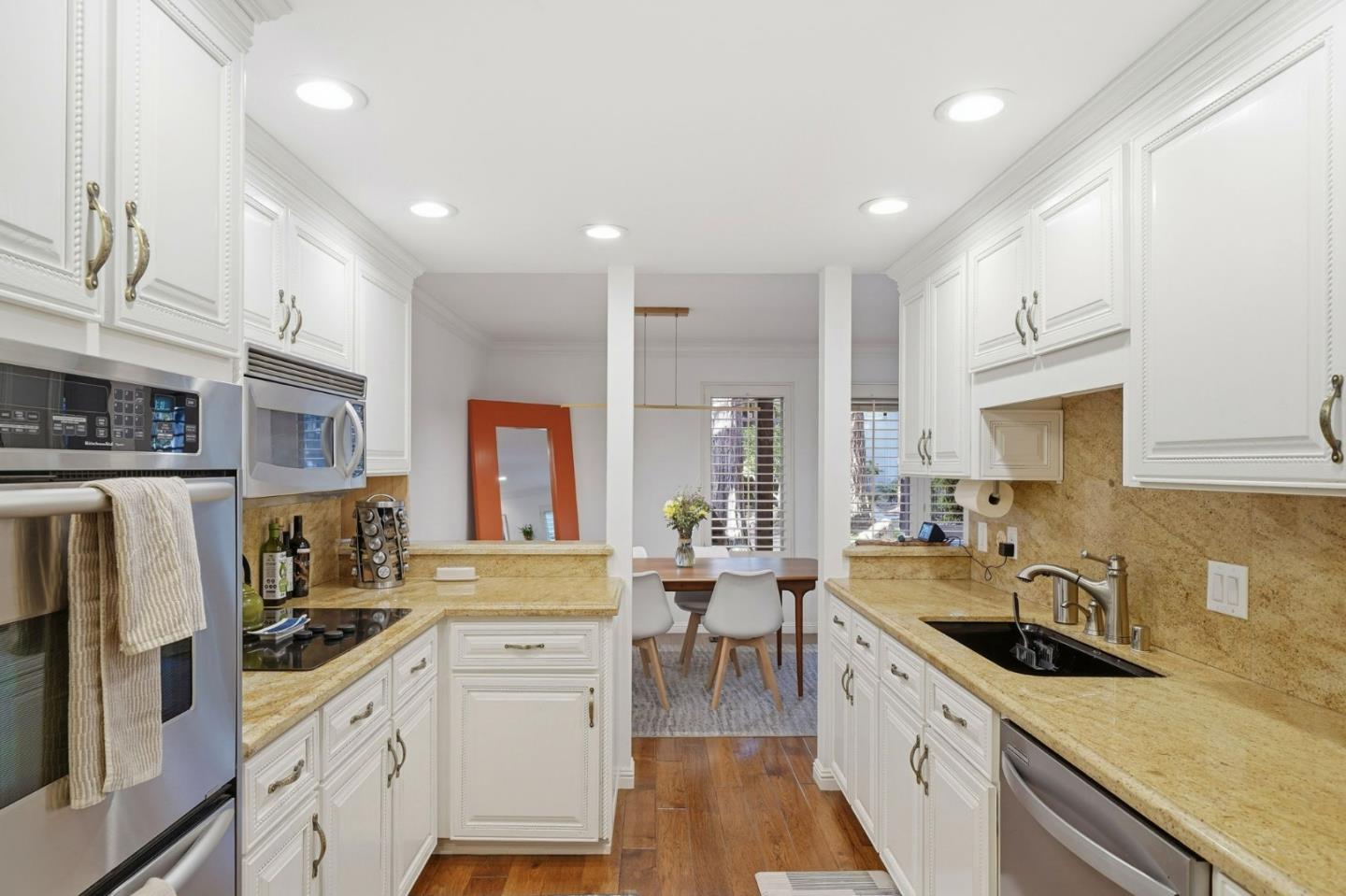 Detail Gallery Image 8 of 36 For 129 Rubicon Cir, Danville,  CA 94526 - 2 Beds | 2 Baths