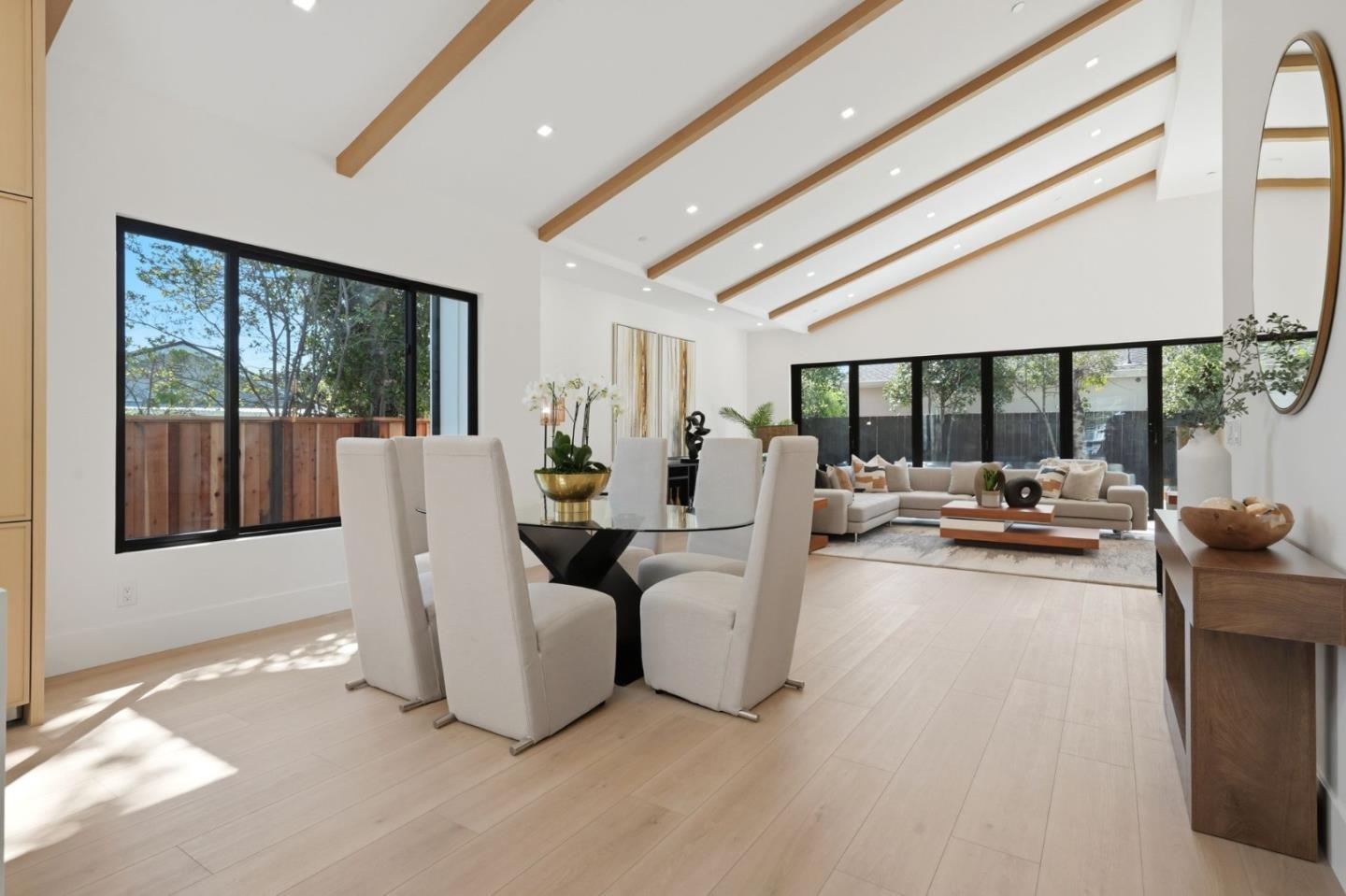 Detail Gallery Image 16 of 86 For 15400 Herring Ave, San Jose,  CA 95124 - 4 Beds | 4/1 Baths