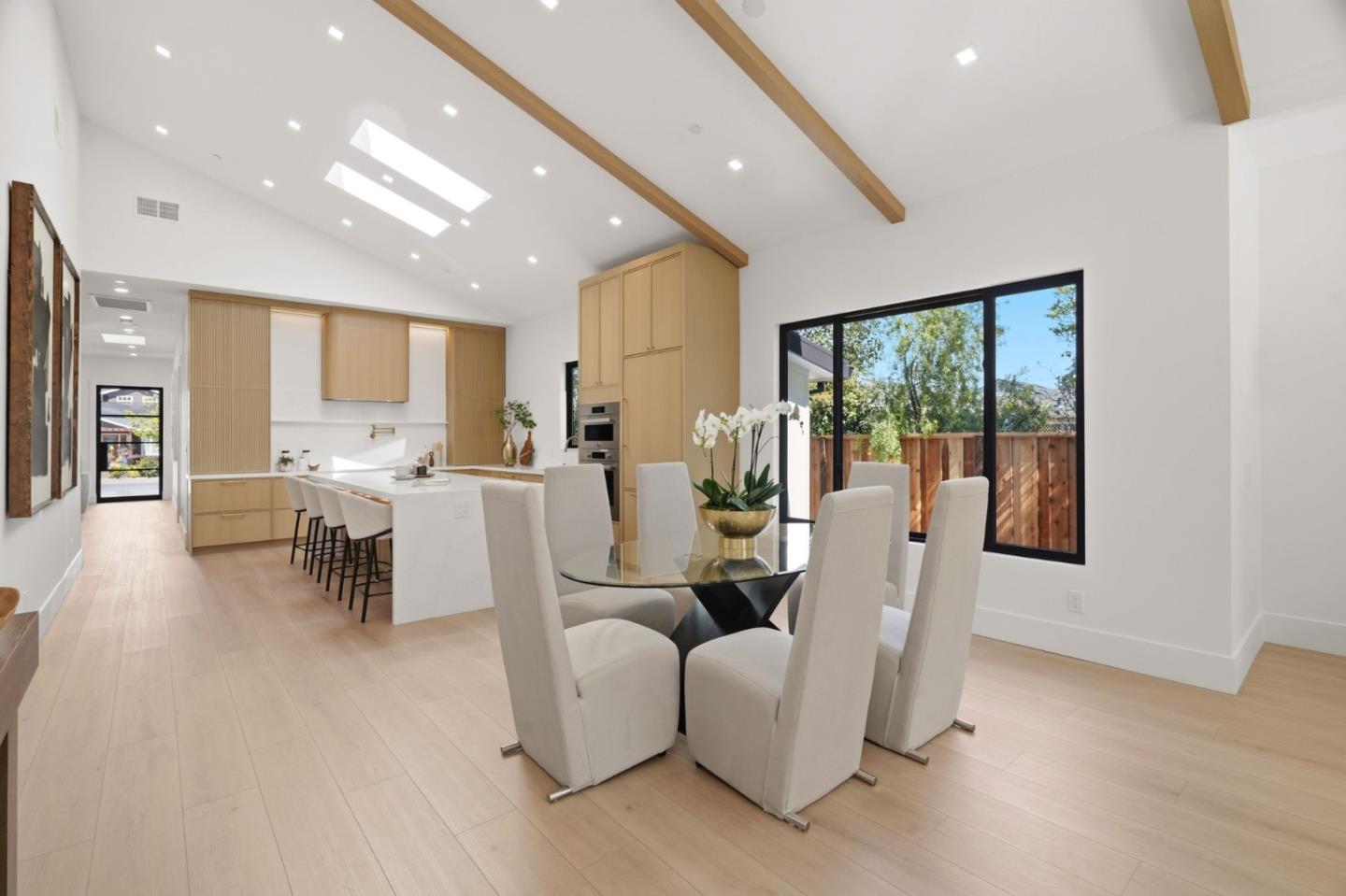 Detail Gallery Image 18 of 86 For 15400 Herring Ave, San Jose,  CA 95124 - 4 Beds | 4/1 Baths