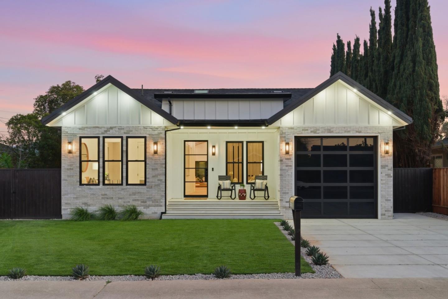 Detail Gallery Image 3 of 86 For 15400 Herring Ave, San Jose,  CA 95124 - 4 Beds | 4/1 Baths