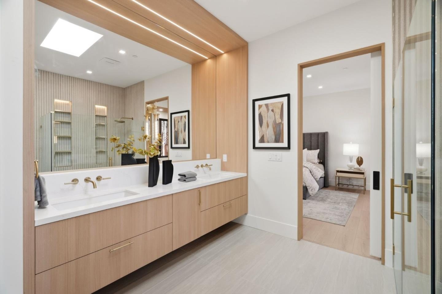 Detail Gallery Image 34 of 86 For 15400 Herring Ave, San Jose,  CA 95124 - 4 Beds | 4/1 Baths