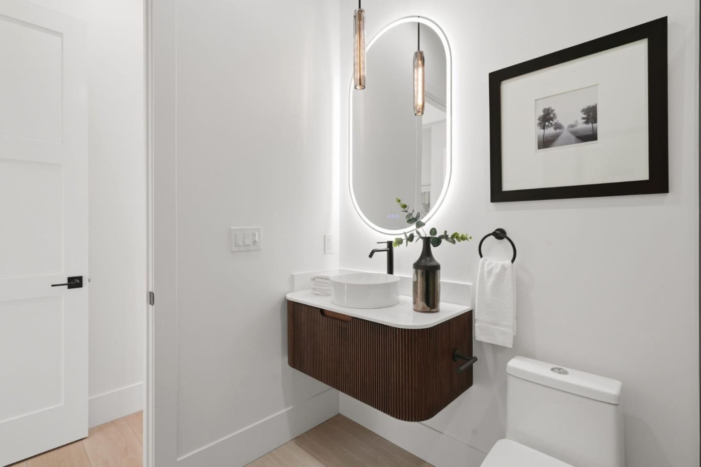 Detail Gallery Image 44 of 86 For 15400 Herring Ave, San Jose,  CA 95124 - 4 Beds | 4/1 Baths