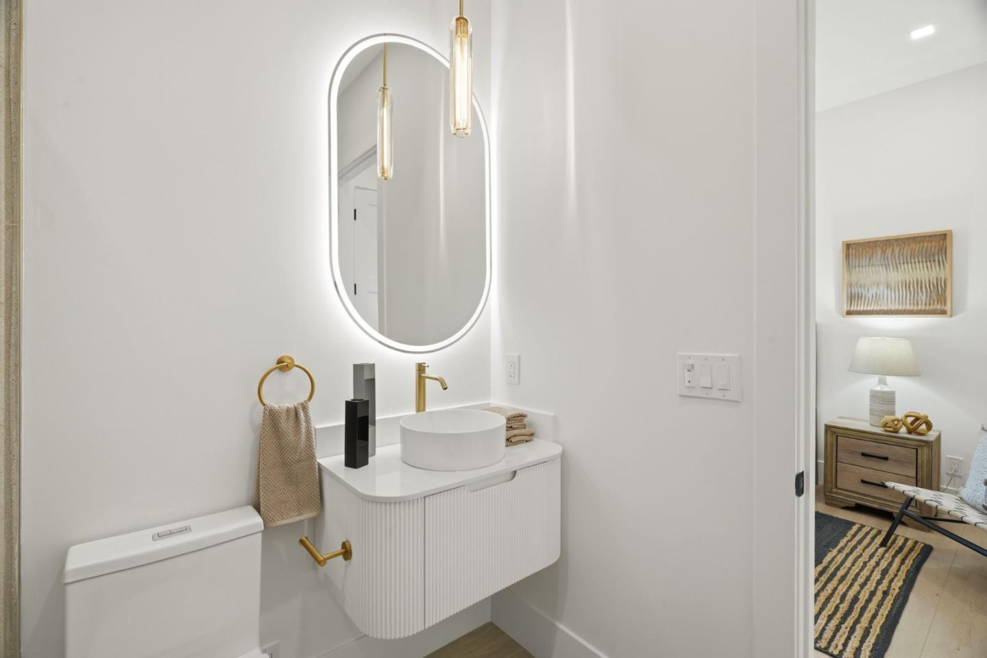 Detail Gallery Image 50 of 86 For 15400 Herring Ave, San Jose,  CA 95124 - 4 Beds | 4/1 Baths