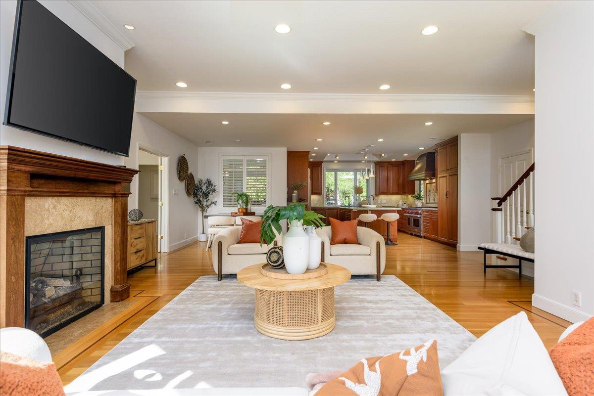 Detail Gallery Image 10 of 46 For 50 Bear Gulch Dr, Portola Valley,  CA 94028 - 5 Beds | 4 Baths