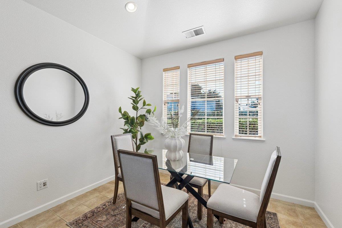 Detail Gallery Image 18 of 76 For 370 Goodwin Dr, San Bruno,  CA 94066 - 4 Beds | 3/1 Baths